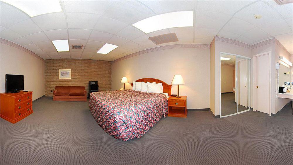 Rodeway Inn Cow Palace Lamar Esterno foto